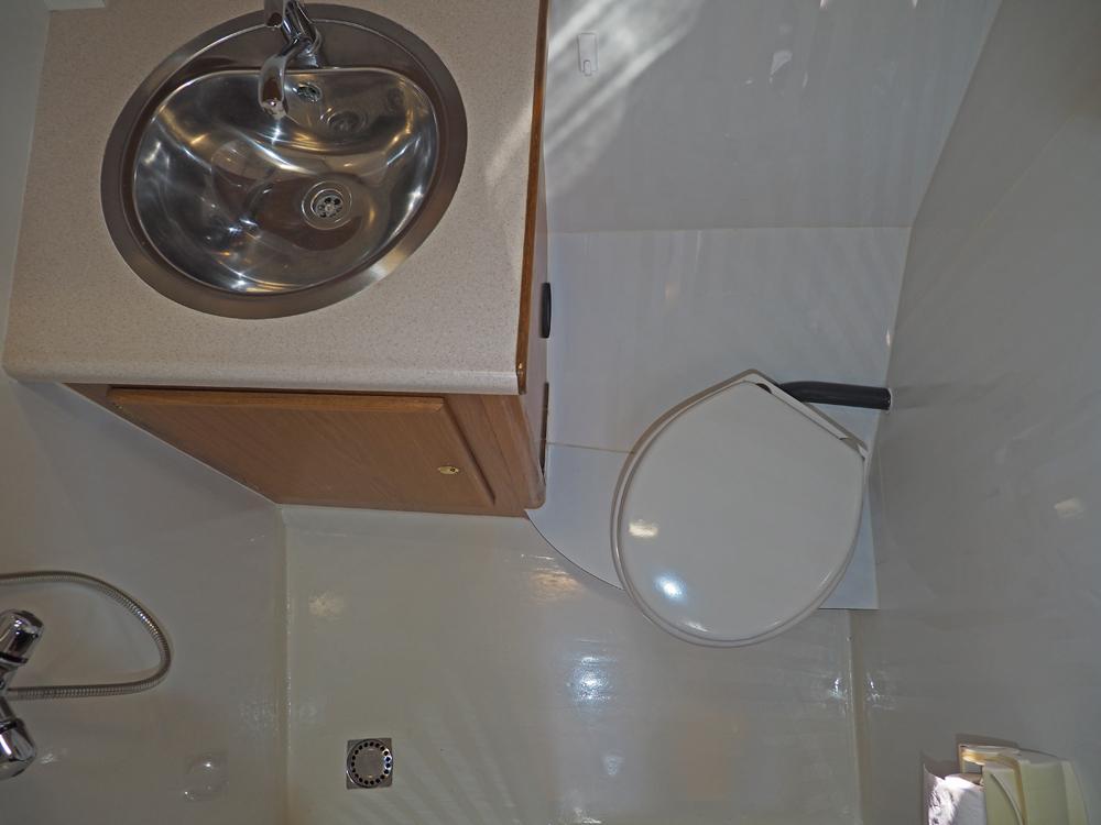 Fore ship, Accommodation